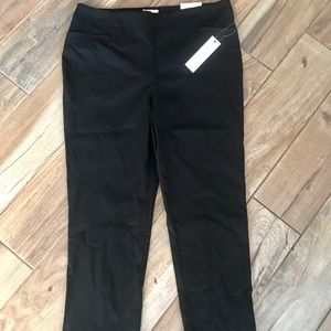 Chico’s So Slimming Crop